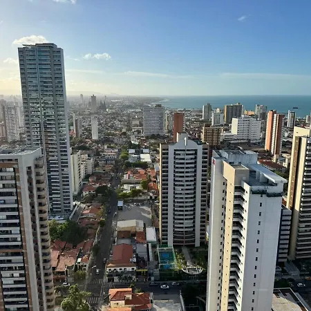 500m Da - Piscina Com Vista Incrível *